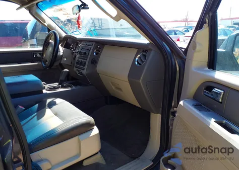 2007 Ford Expedition Xlt z USA, uszkodzony, nr VIN 1FMFU155X7LA06840